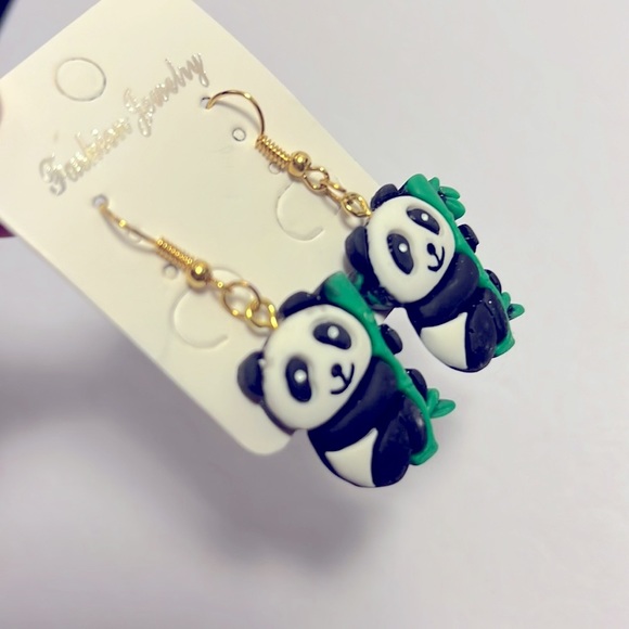 CLEARANCE Fashion Jewelry Panda Earrings - Picture 10 of 12